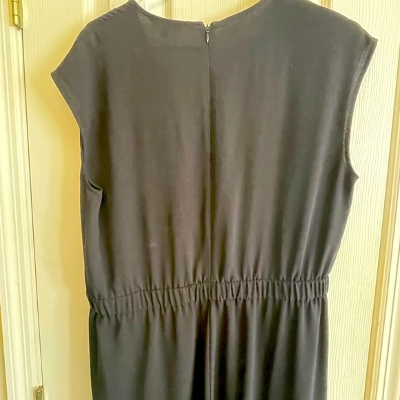 Uniqlo Sleeveless Jumpsuit Wide Leg Faux Wrap Black LG - Picture 3 of 5